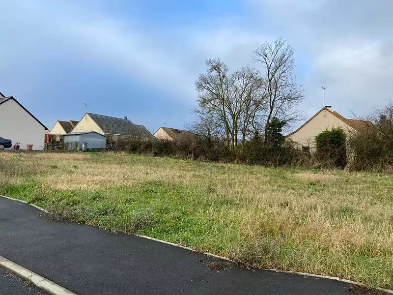 Terrain à bâtir, 688 m² - Précigné (72300)
