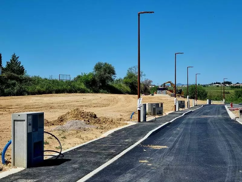 Terrain à bâtir, 406 m² - Servian (34290)