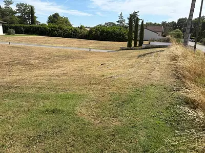 Terrain à bâtir, 600 m²