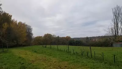 Terrain à bâtir, 330 m²