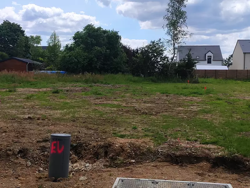 Terrain à bâtir, 355 m² - Ligné (44850)