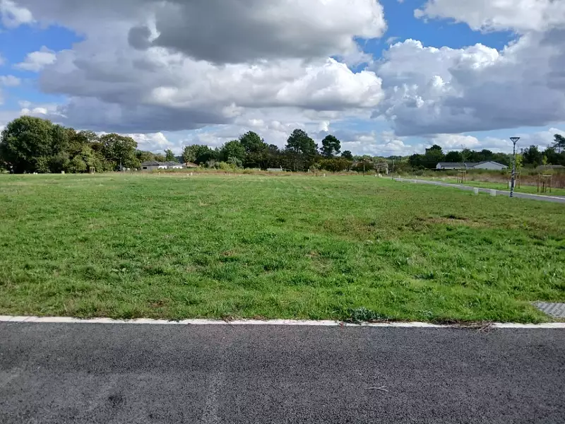 Terrain à bâtir, 1 535 m² - Marsac-sur-l'Isle (24430)