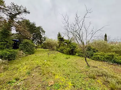 Terrain à bâtir, 880 m²