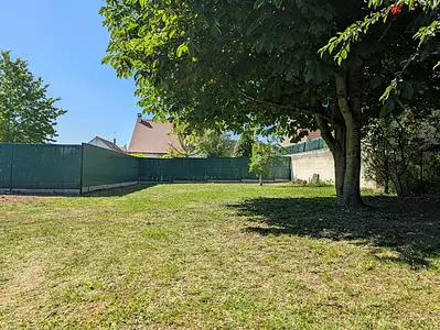 Terrain à bâtir, 351 m²