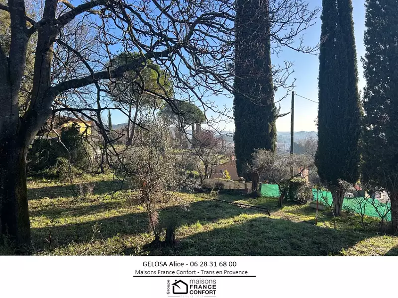 Terrain à bâtir, 550 m² - Draguignan (83300)