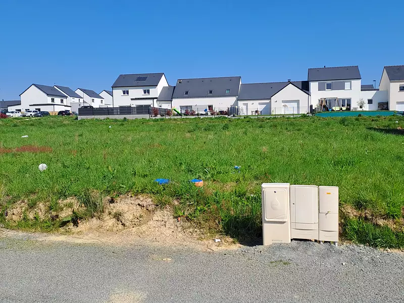 Terrain à bâtir, 323 m² - Chanteloup (35150)