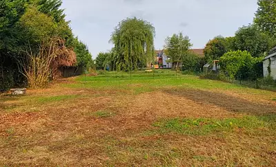 Terrain à bâtir, 554 m²