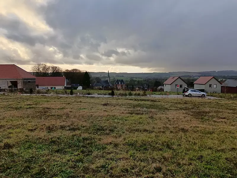 Terrain à bâtir, 784 m² - Mesnières-en-Bray (76270)