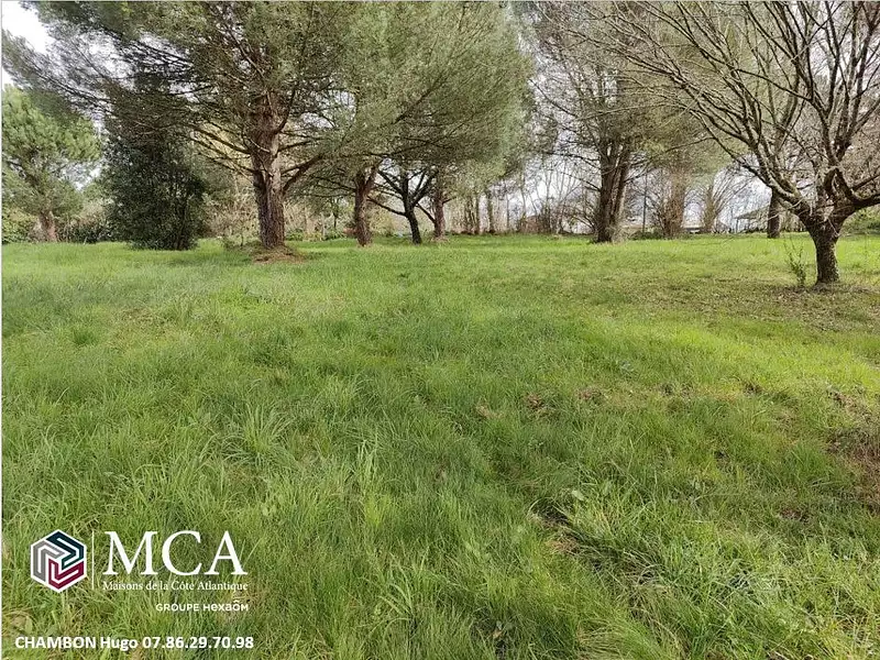 Terrain à bâtir, 857 m² - Layrac (47390)