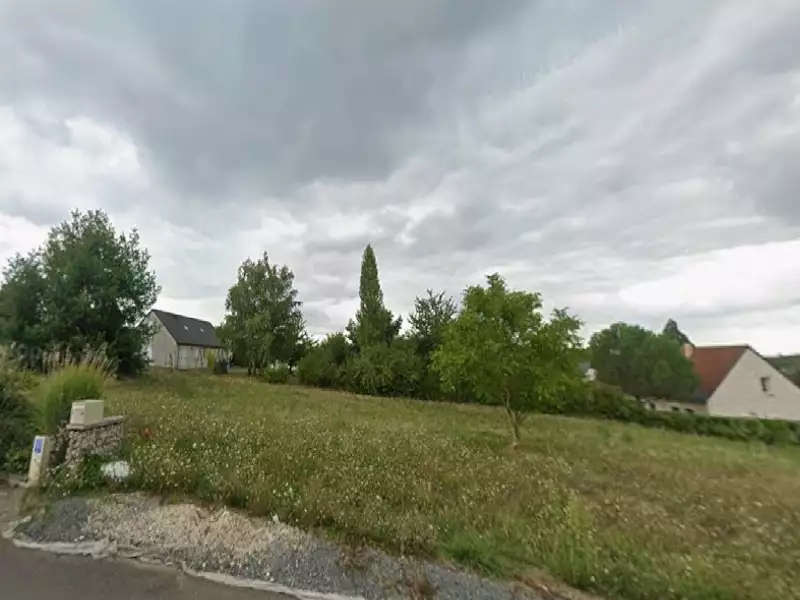 Terrain à bâtir, 540 m² - Azay-sur-Cher (37270)