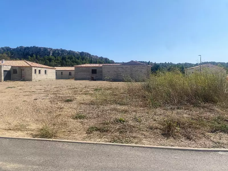 Terrain à bâtir, 428 m² - Roquefort-des-Corbières (11540)