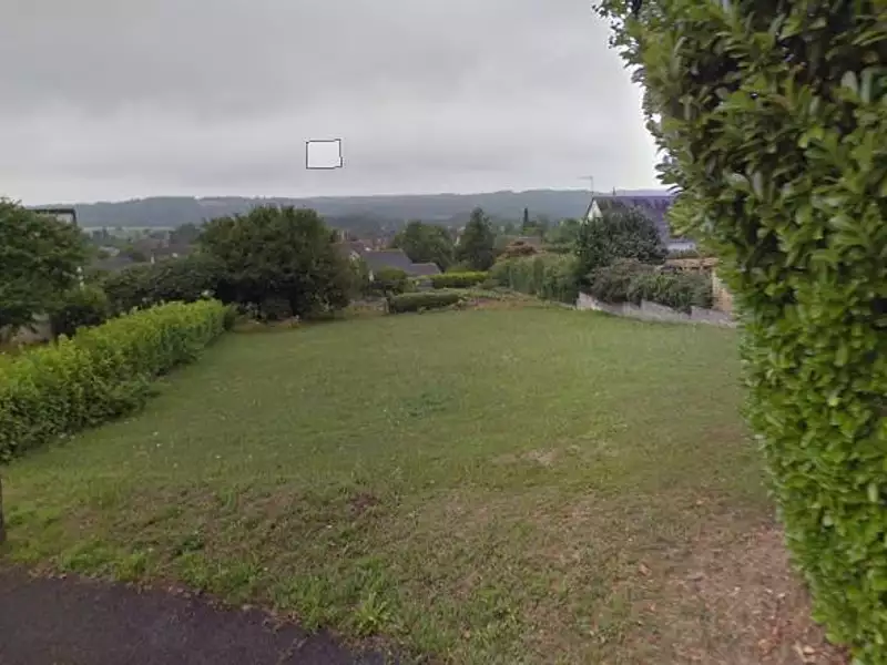 Terrain à bâtir, 830 m² - Yzeures-sur-Creuse (37290)