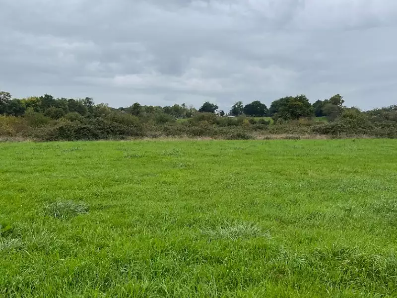 Terrain à bâtir, 447 m² - Saint-Germain-du-Corbéis (61000)