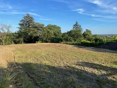 Terrain à bâtir, 599 m²