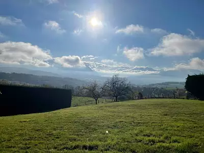 Terrain à bâtir, 1 100 m²