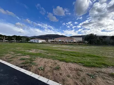 Terrain à bâtir, 545 m²