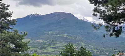 Terrain à bâtir, 1 741 m²