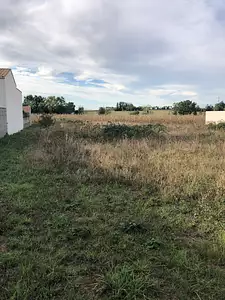 Terrain à bâtir, 715 m²