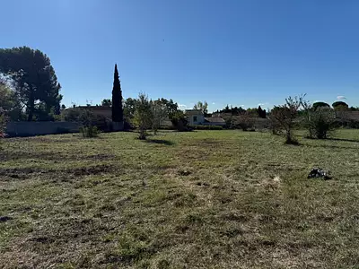 Terrain à bâtir, 270 m²