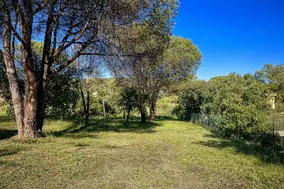 Terrain à bâtir, 1 413 m²