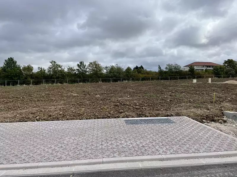 Terrain à bâtir, 409 m² - Tomblaine (54510)
