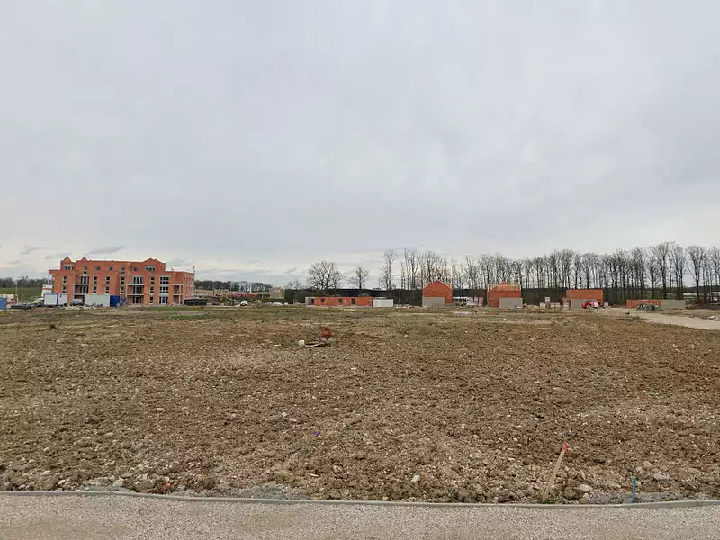 Terrain à bâtir, 599 m² - Saran (45770)