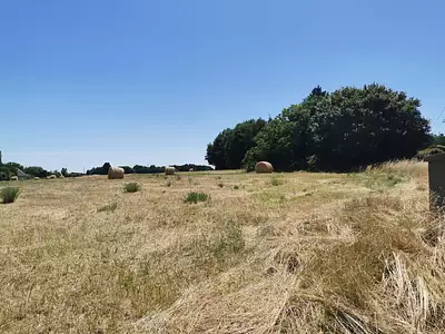 Terrain à bâtir, 1 213 m²