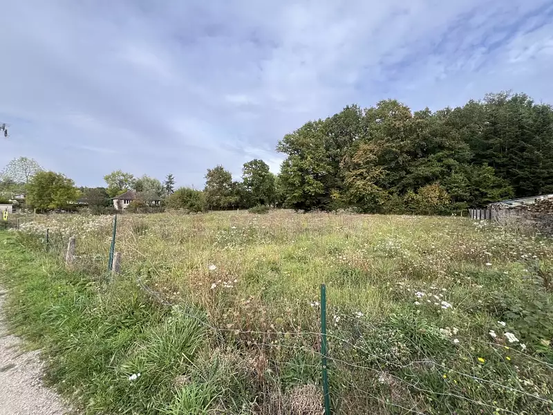 Terrain à bâtir, 1 500 m² - Saint-Léger-de-Rôtes (27300)