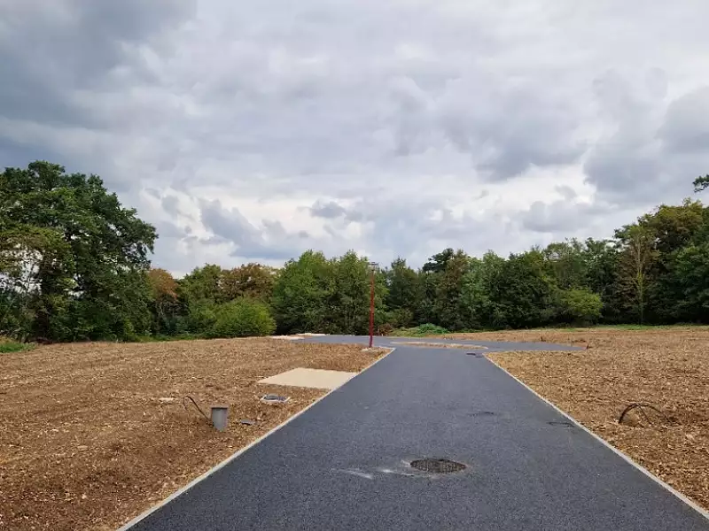 Terrain à bâtir, 573 m² - Saint-Etienne-du-Vauvray (27430)