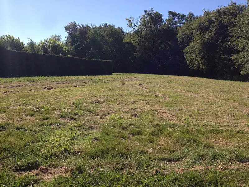 Terrain à bâtir, 440 m² - Saint-André-de-Cubzac (33240)