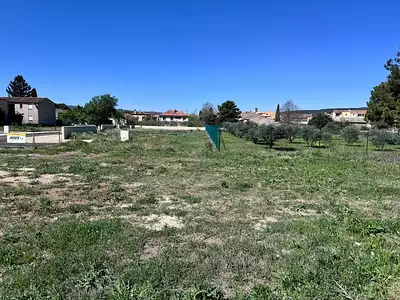 Terrain à bâtir, 192 m²