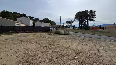 Terrain à bâtir, 409 m²