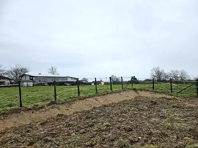 Terrain à bâtir, 700 m²