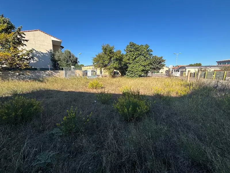 Terrain à bâtir, 525 m² - Lézignan-Corbières (11200)