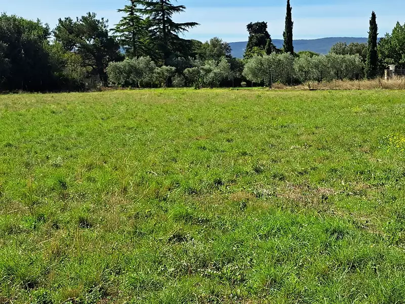 Terrain à bâtir, 190 m² - Pertuis (84120)