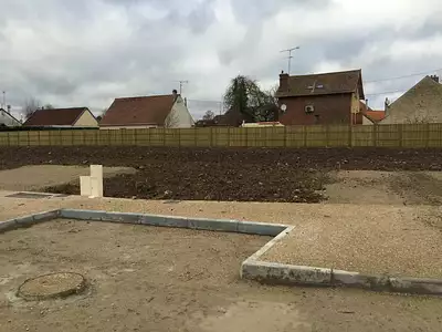 Terrain à bâtir, 330 m²