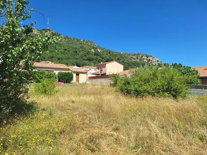 Terrain à bâtir, 460 m² - Château-Arnoux-Saint-Auban (04160)