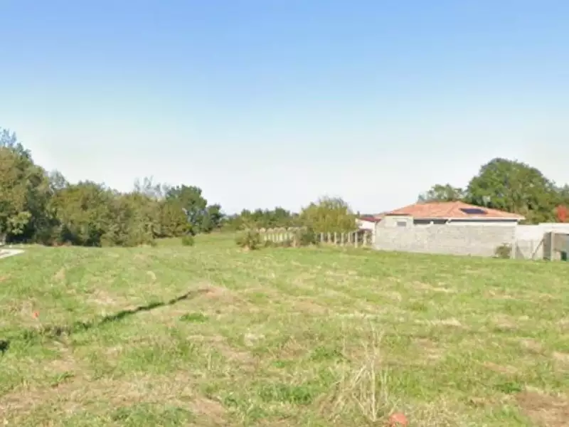 Terrain à bâtir, 880 m² - Miremont (31190)