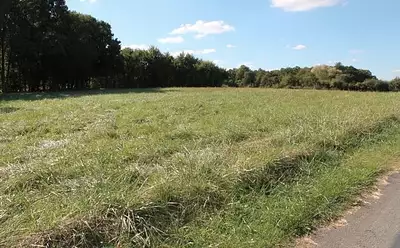 Terrain à bâtir, 653 m²