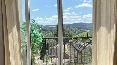 Dernier 4 pièces à 12 min du cours Mirabeau **