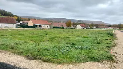 Terrain à bâtir, 814 m²