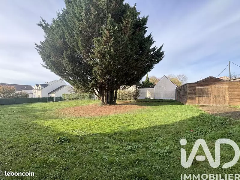 Terrain à bâtir, 826 m² - Marolles-en-Brie (77120)