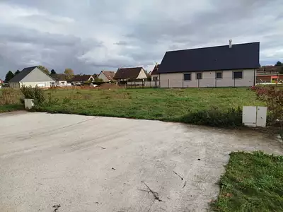 Terrain à bâtir, 589 m²