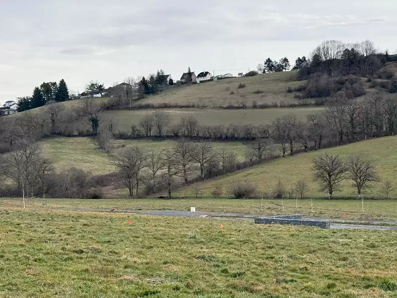 Terrain à bâtir, 616 m² - Aurillac (15000)