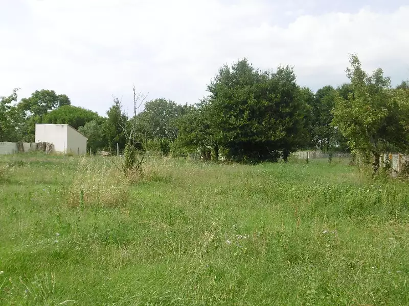 Terrain à bâtir, 630 m² - Cissac-Médoc (33250)