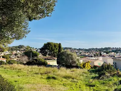 Terrain à bâtir, 700 m²
