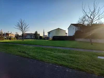 Terrain à bâtir, 403 m²