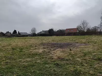 Terrain à bâtir, 1 450 m²