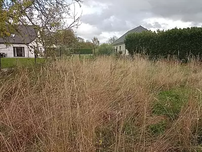 Terrain à bâtir, 682 m²