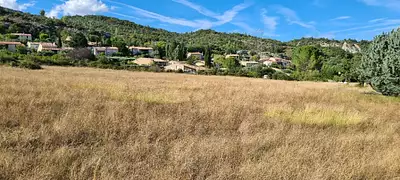 Terrain à bâtir, 676 m²